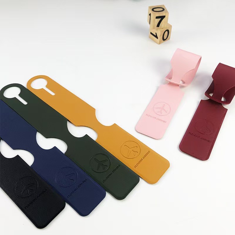 Travel Accessories Designer - Etiqueta de Bagagem Personalizada em Couro