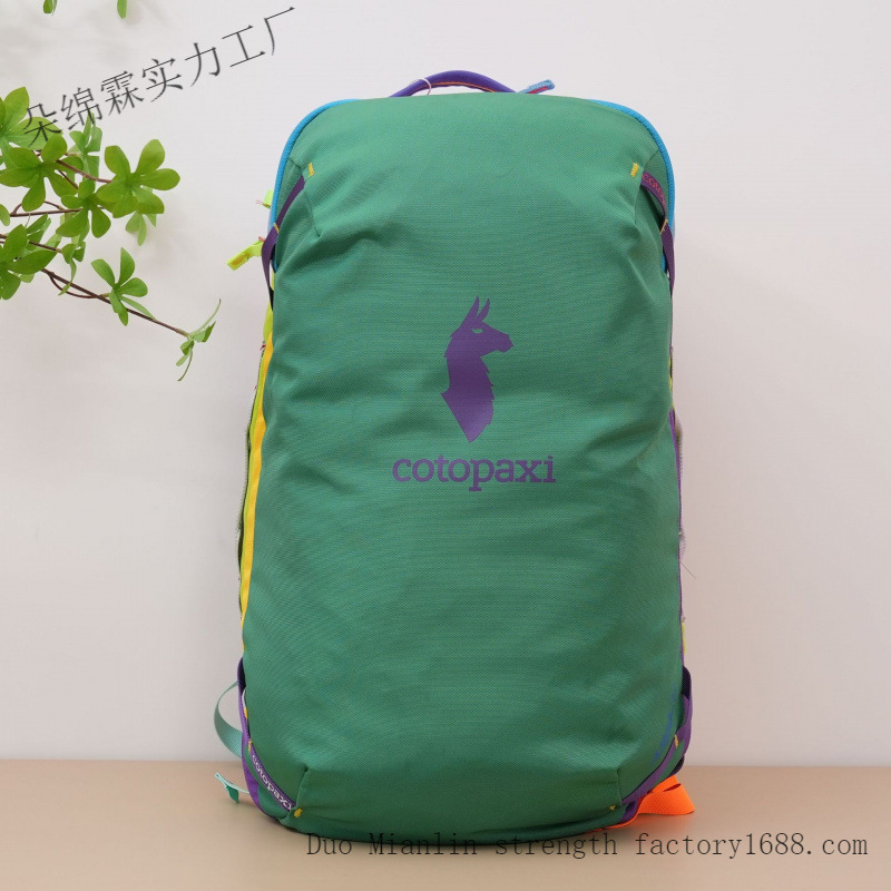 Mochila Impermeável Color Bloc - Travel Accessories Men avaliação e preço